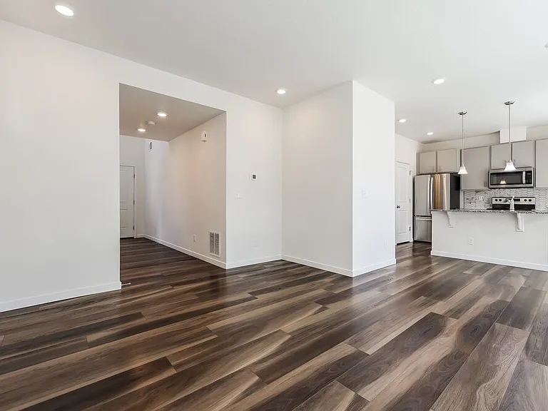 4732 N Tower Dr — Photo 5