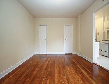 4th image of 3755 79th St APT 4E