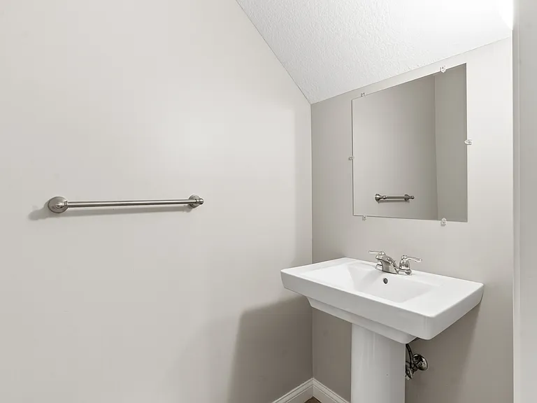 5015-5091 Devils Glen Rd #5021 — Photo 6