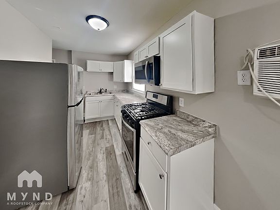 4th image of 524 Elwood Ave
