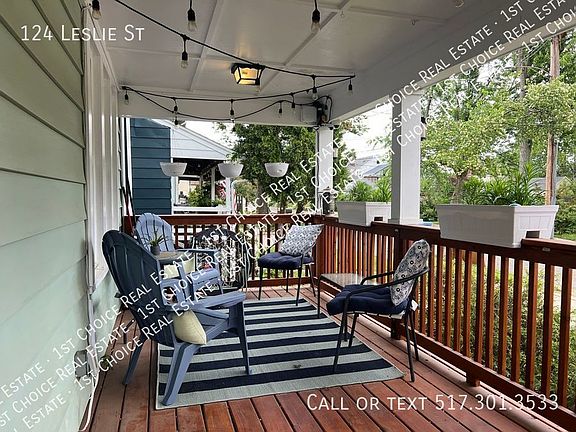 2nd image of 124 Leslie St