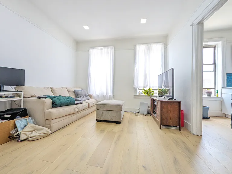 1143 Nostrand Ave #2D — Photo 3