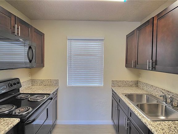 5th image of 218 E Merlayne Dr APT 4