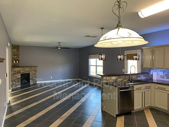 5th image of 13810 Purple Bloom Ln