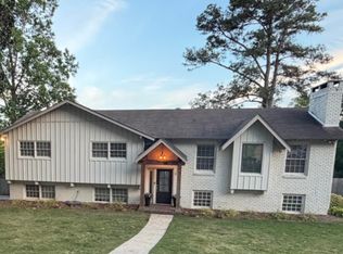 3661 Crestside Rd, Birmingham, AL 35223