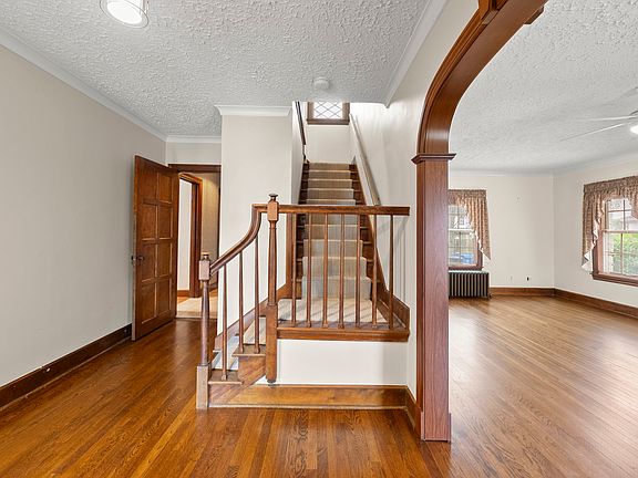 4th image of 2505 Coventry Rd