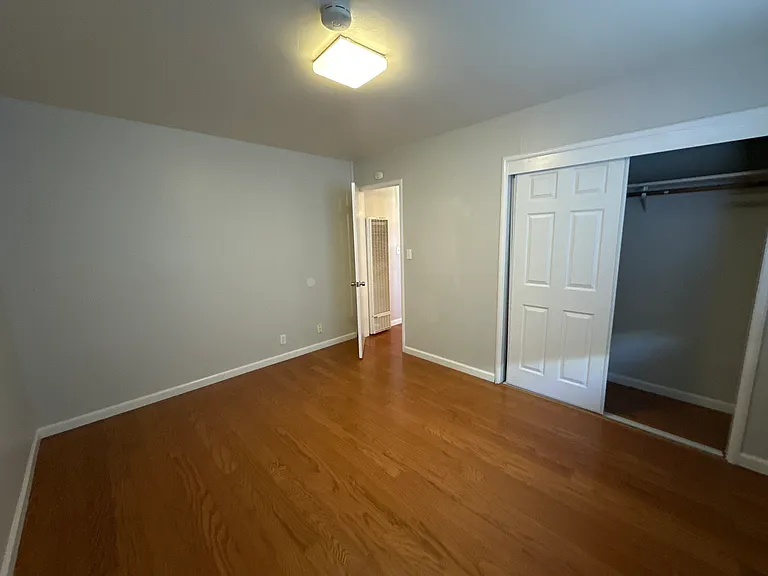 1428 Reeve St #13 — Photo 8