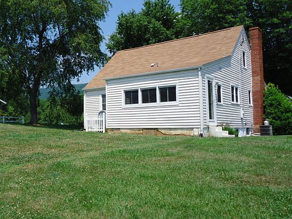 2nd image of 1503 Rockbridge Rd