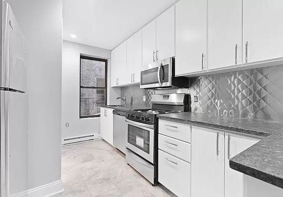 5th image of 1777 1st Ave APT 2N