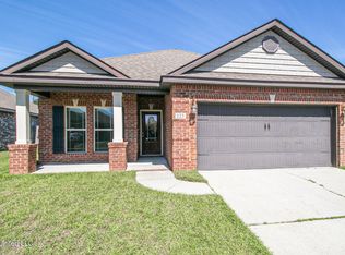 123 Clear Springs Cir, Ocean Springs, MS 39564