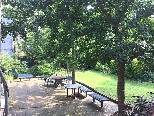 Rented by Lang Realty LLC | media 14