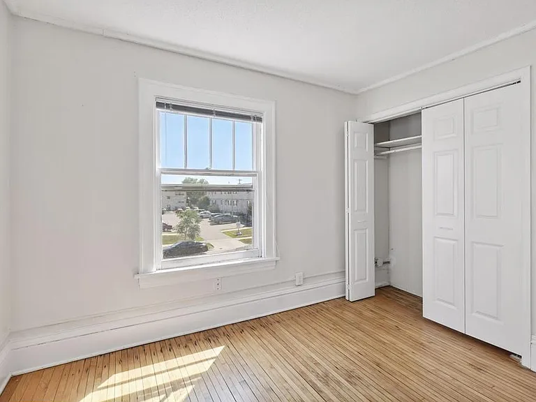 2734 Pillsbury Ave S #2 — Photo 13