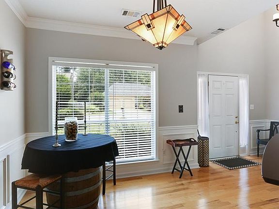 2nd image of 4234 Glenlake Pkwy NW