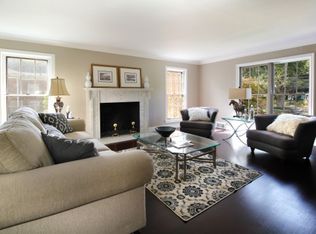 240 Perkins Ext, Memphis, TN 38117