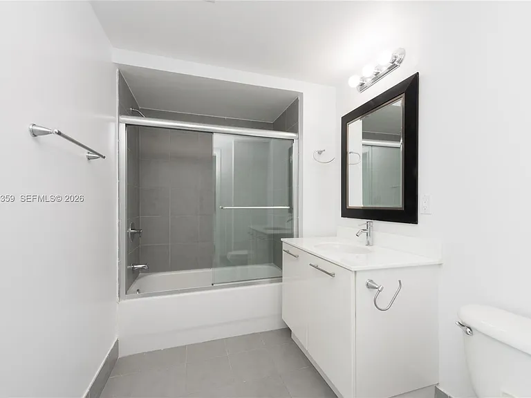 92 SW 3rd St #2812 — Photo 18