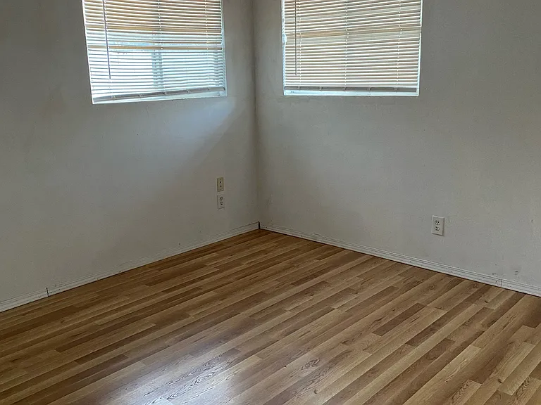 511 Harding Ave — Photo 8