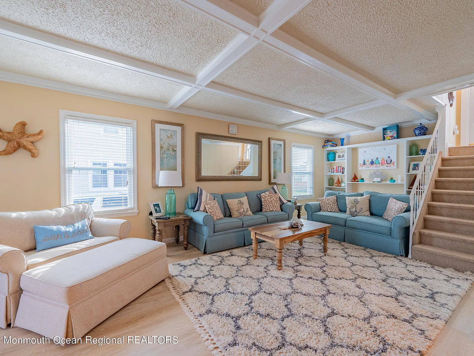4 bed, 3.5 bath, 1592 sqft, $3,200 — Photo 3