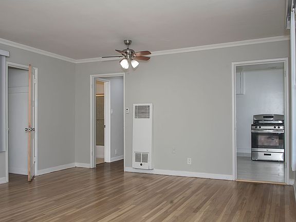 5th image of 652 Orange Grove Ave #J