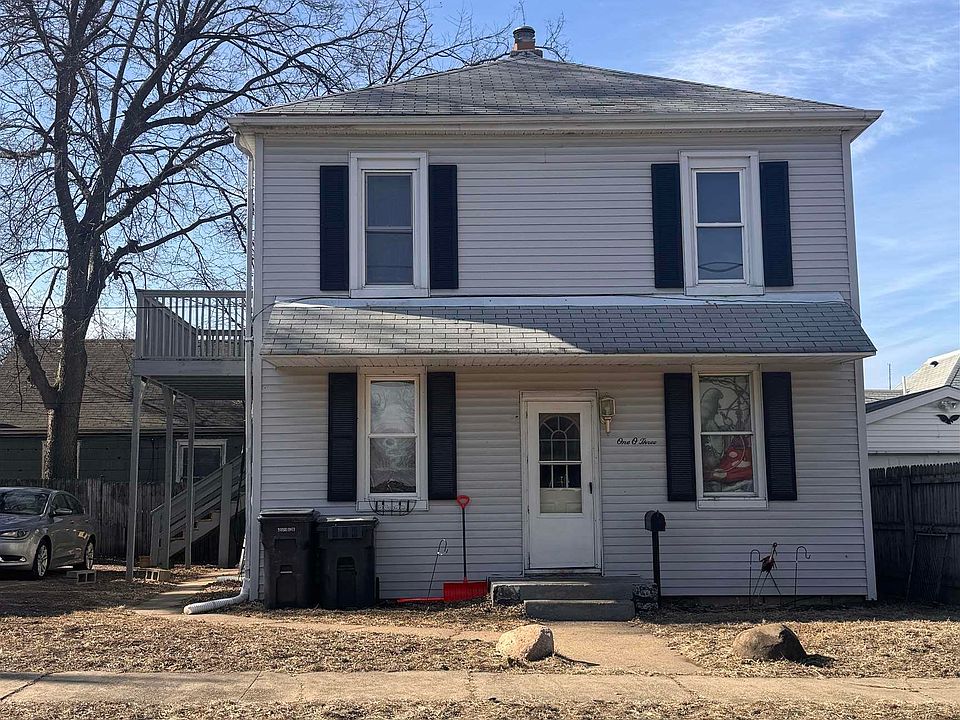 2nd image of 103 N 10th St