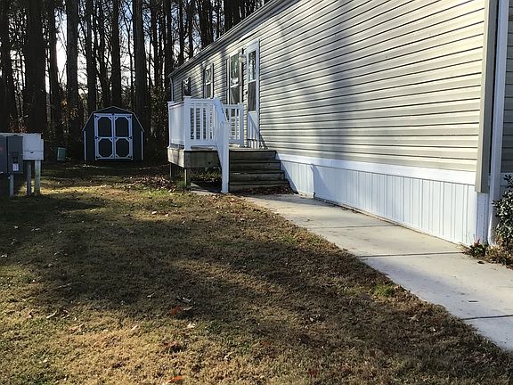 2nd image of 2609 Lance Dr #28