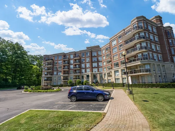 483 Faith Dr #410, Mississauga, ON L5R 0A1
