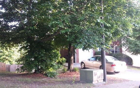 2nd image of 515 Victoria Station Blvd
