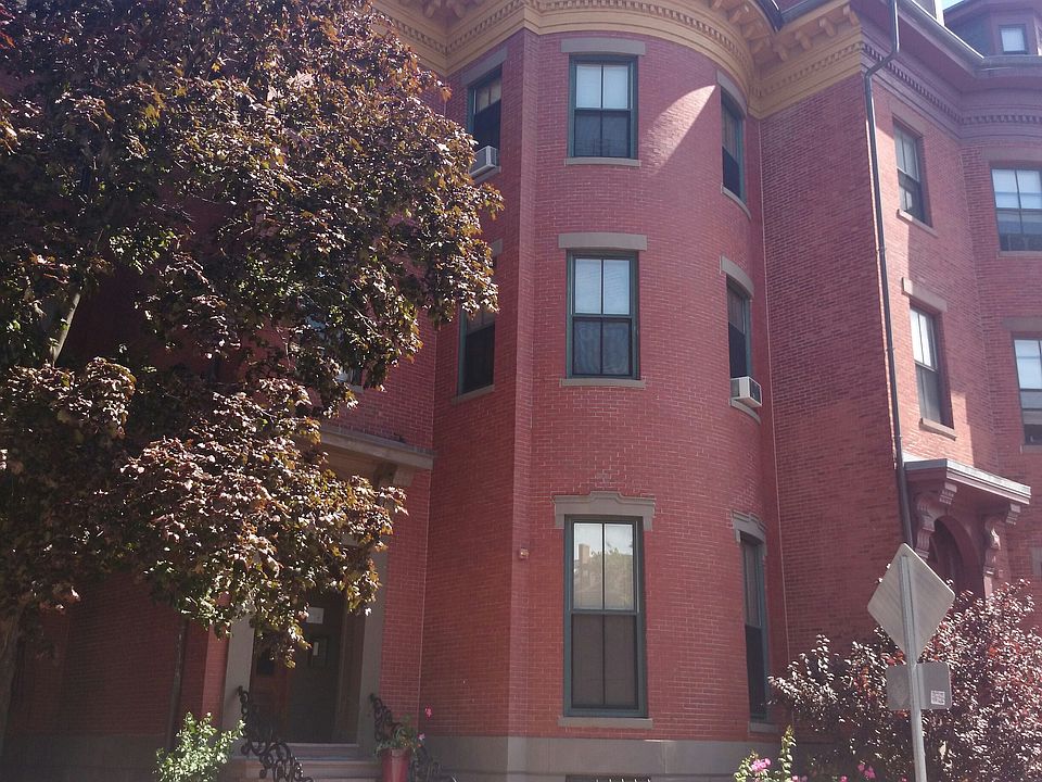 2nd image of 564 Massachusetts Ave