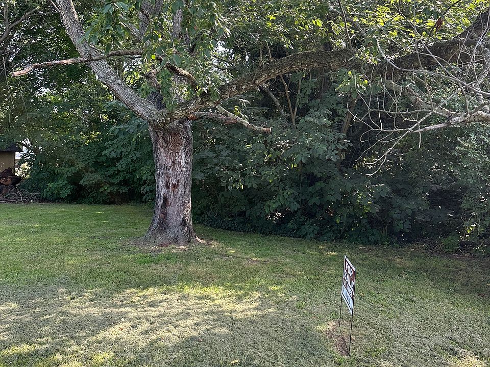 2nd image of 0 Pickwicke Rd Lot 51
