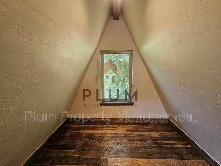 213 Sommers St #1-A — Photo 15