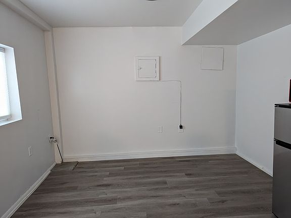 2nd image of 2515 Broadway St #B2