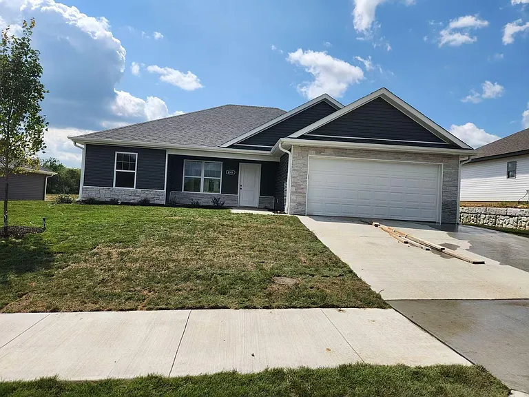 2301 Bitternut Dr — Photo 14