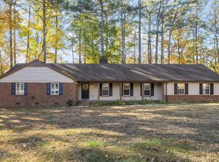 8613 Lakewood Dr, Raleigh, NC 27613