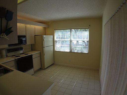 5th image of 8156 Chelsea Ct #56C