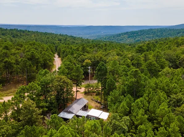 2 True Grit Trl, Pawhuska, OK 74056