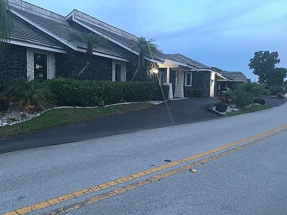 4th image of 4608 Bayberry Ln