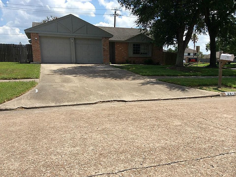 1st image of 2115 Hammerwood Dr