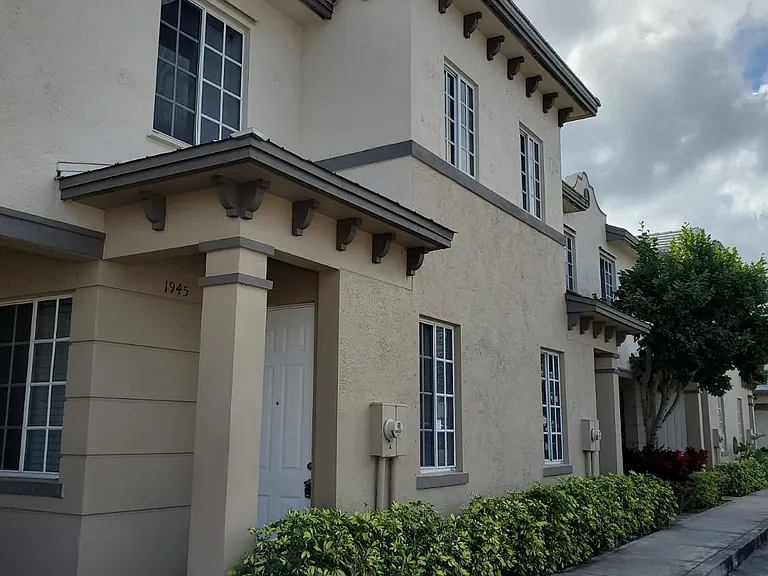1945 Marsh Harbor Dr #1 — Photo 18