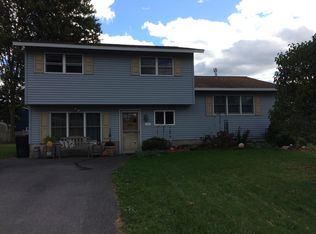 4112 Wetzel Rd, Liverpool, NY 13090