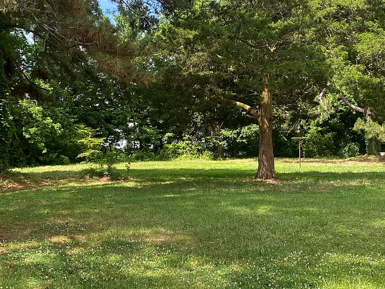 2209 Main Street Ext — Photo 8