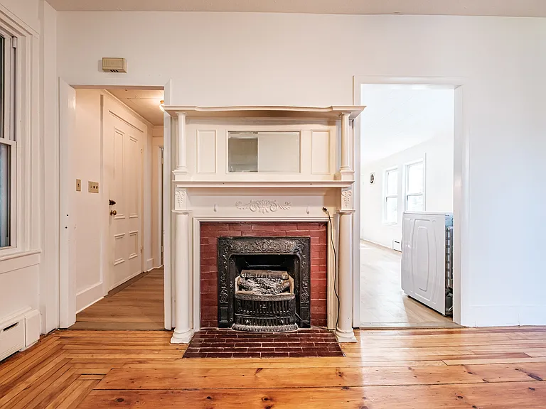 17 Spring St #1 — Photo 12