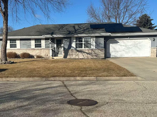 3302 Aurora Ln, Janesville, WI 53548
