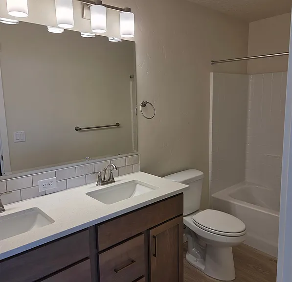 3411 W Scree St — Photo 11