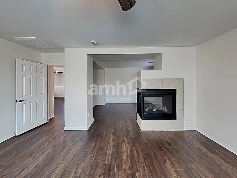 743 W Calle Ocarina — Photo 13