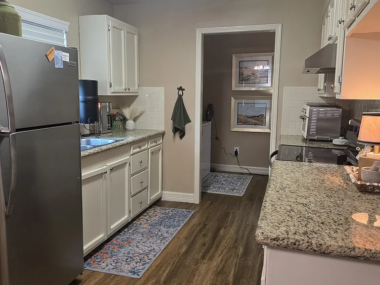 1438 Hayes Rd — Photo 3