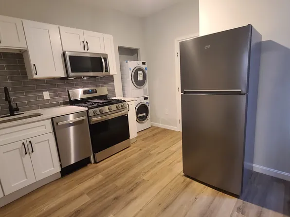 7 Noyes Pl #2, Boston, MA 02113