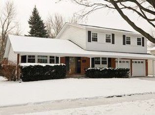 1327 E Joyce Ave, Palatine, IL 60074