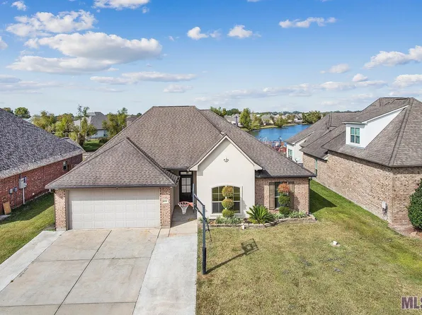 6093 Waterford Ln, Sorrento, LA 70778