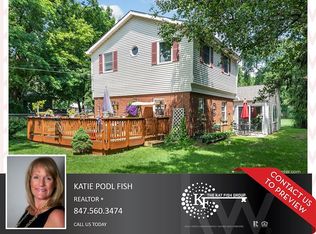 28W376 Warrenville Rd, Warrenville, IL 60555