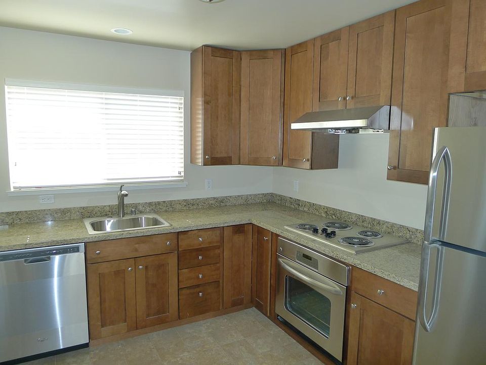 1st image of 579 24th Ave APT 3