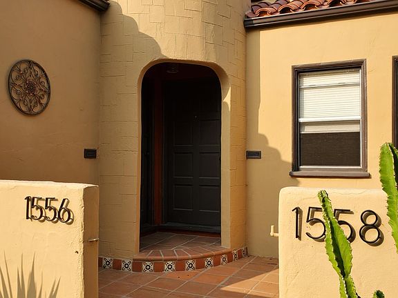 3rd image of 1556 S Carmelina Ave